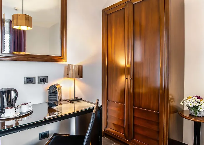 Otel Navona Colors 3*