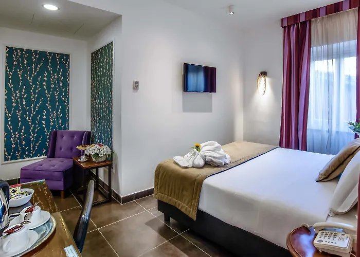 Otel Navona Colors 3*