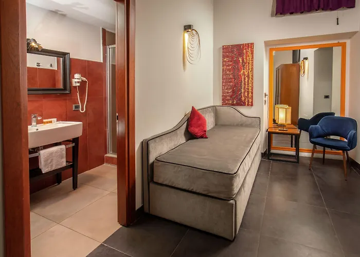 Otel Navona Colors 3*